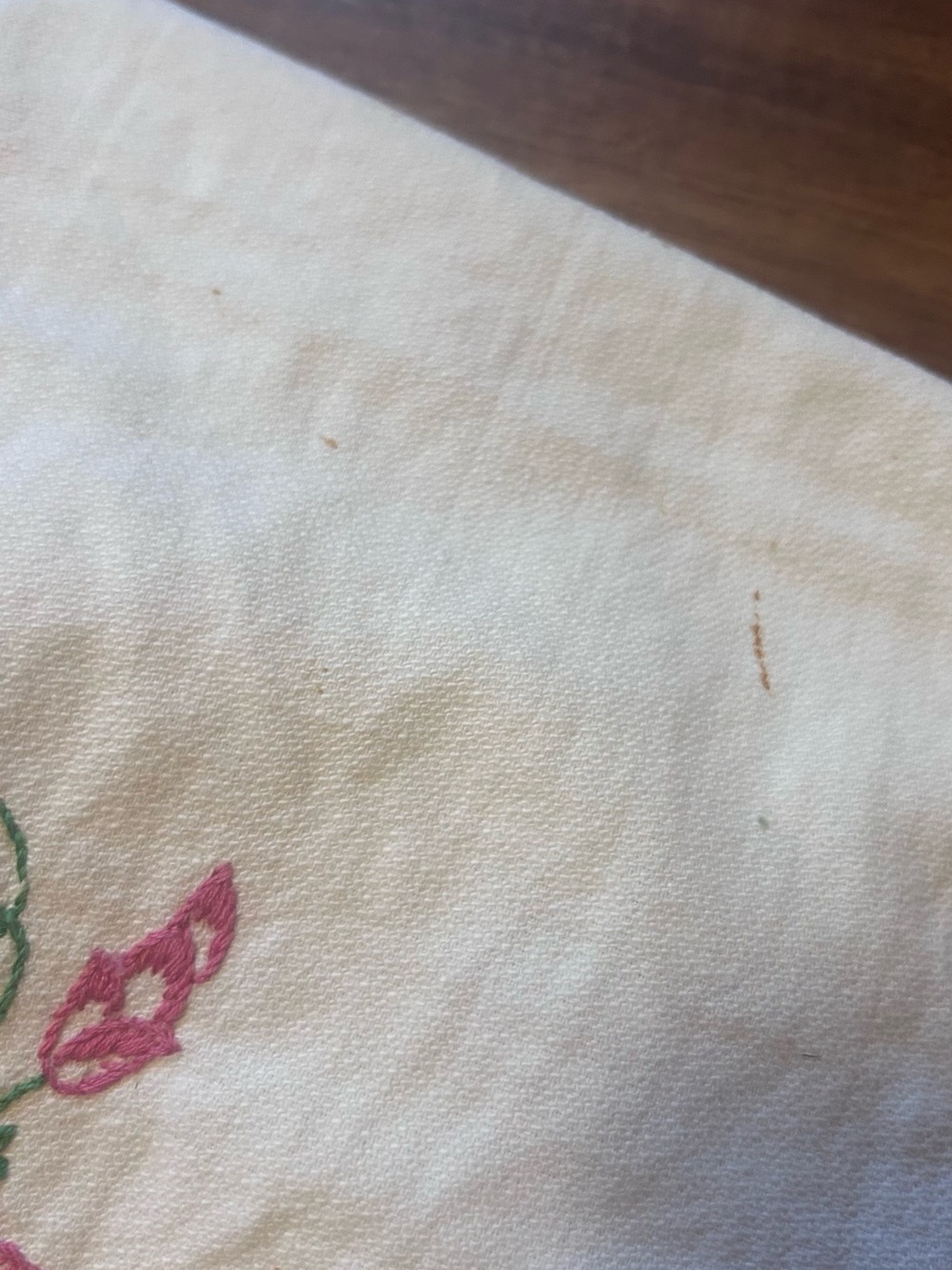 Vintage Floral Embroidered Table Runner in Cream, Pink, Blue, Green - Picture 4 of 7